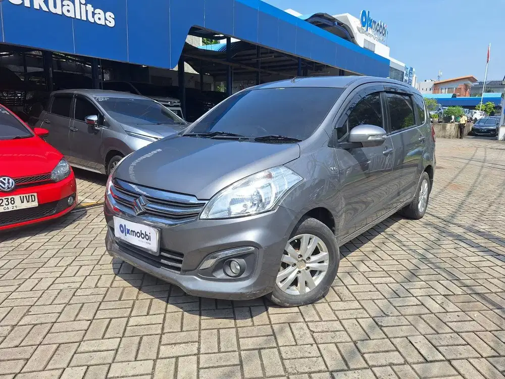 TDP 1 JUTA Suzuki Ertiga 1.4 GX Bensin-AT 2018 Putih CSYAB