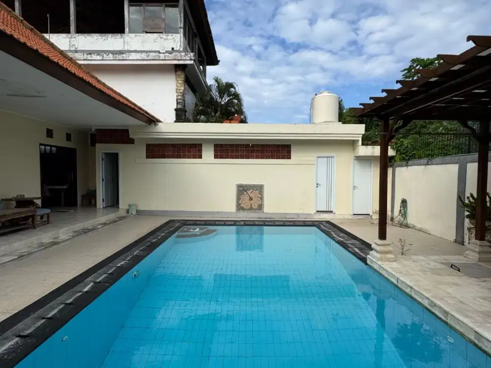 DIJUAL RUMAH KOMPLEK PERUMAHAN NUSA DUA