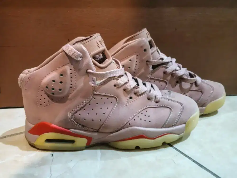 Sepatu Basket Wanita Jordan Preloved