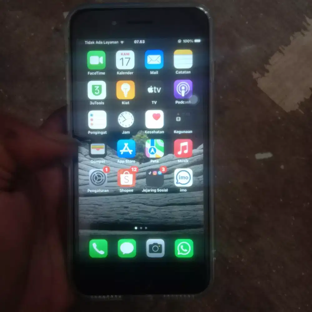 iPhone 7 plus 128gb black minus no imei dan lupa pasword iCloud