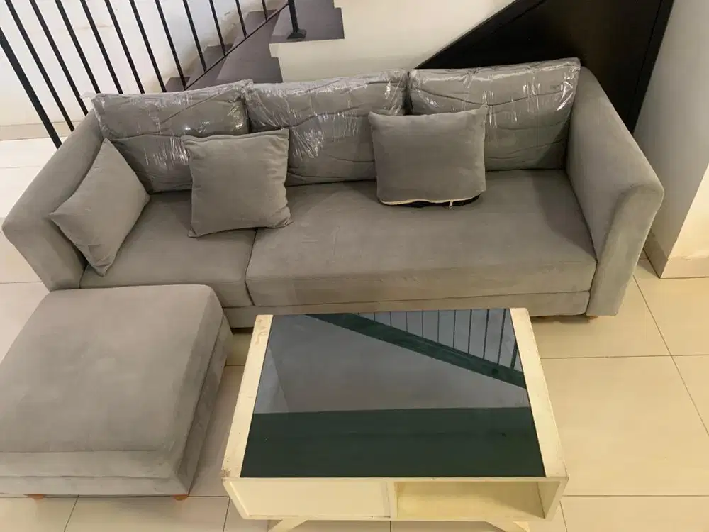 Borongan 3 jenis : sofa tamu meja makan cermi
