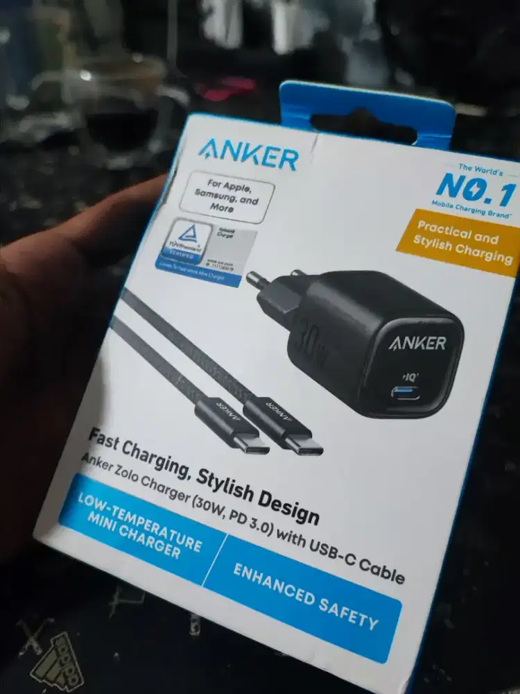 ANKER fast charging 30W