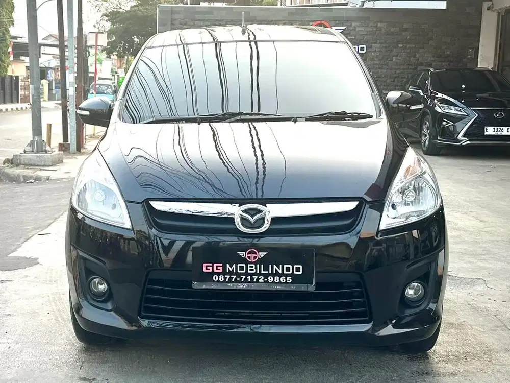 Mazda VX1 1.4 V MT Th 2015 Kembaran Ertiga
