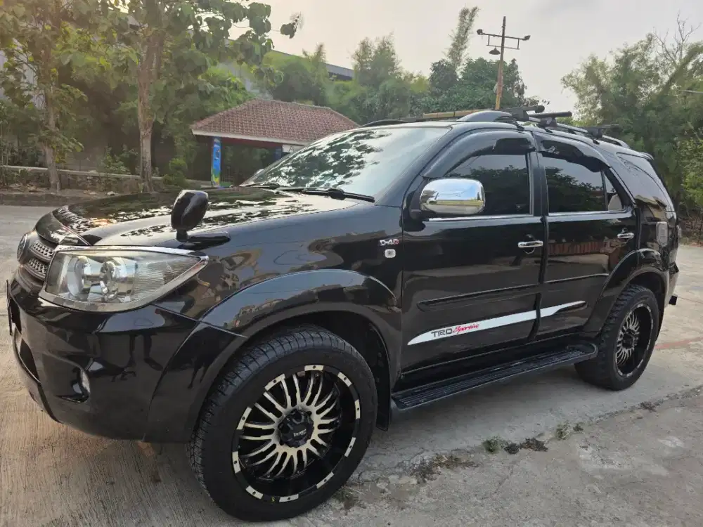 Toyota Fortuner Diesel 2010 – Pemakaian Pribadi, Terawat