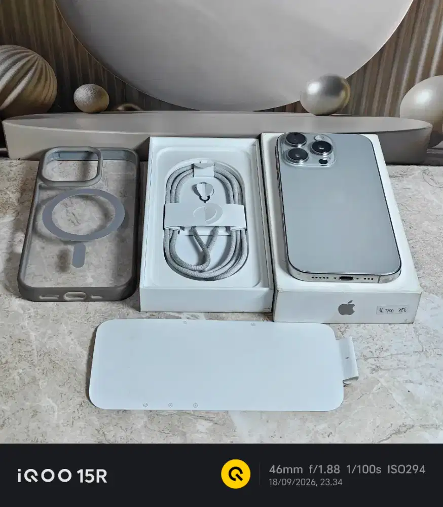 iphone 16 pro 256gb garansi ibox oktober 2026