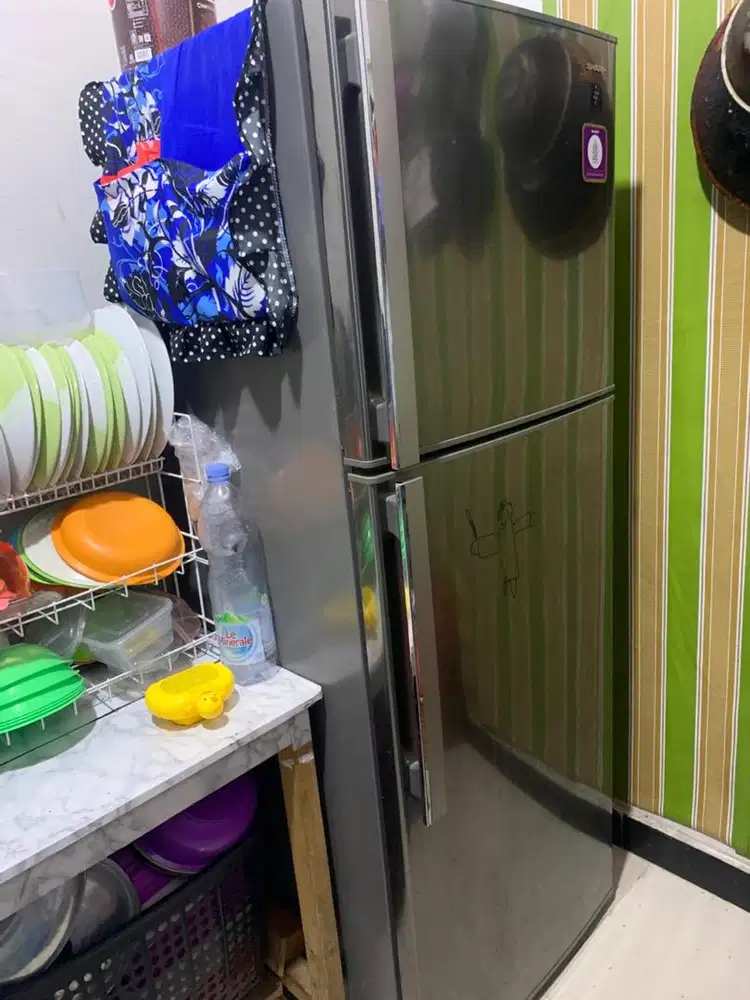 Di Jual Kulkas 2 Pintu Merk Sharp