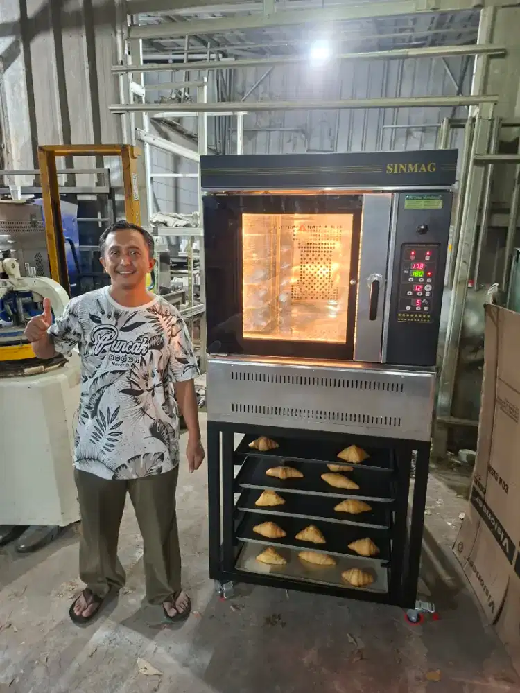 Oven convection gas isi 5 loyang tipe SM-705G Sinmag Taiwan bagus