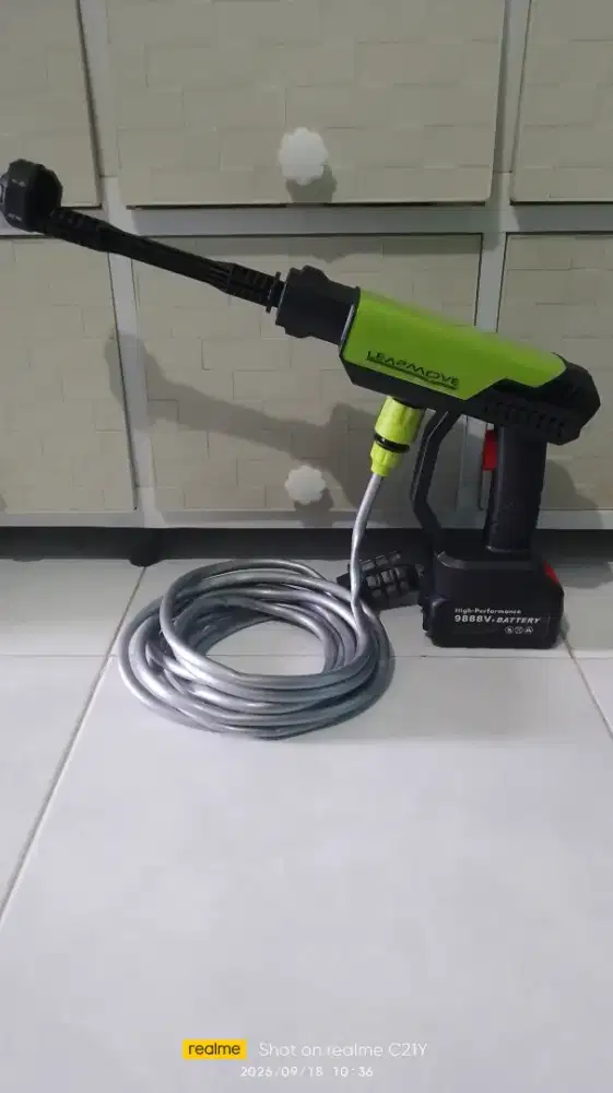 Alat cuci mobil/motor