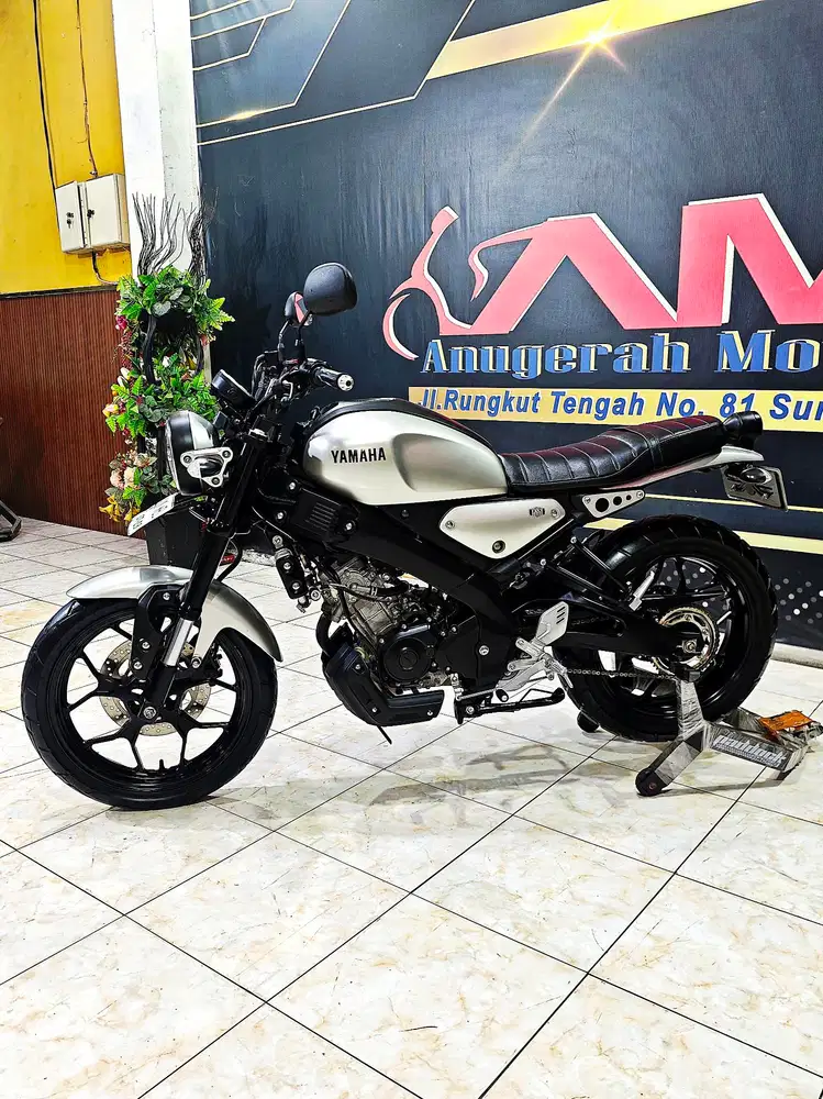 XSR 155cc Silver matte low km mulus 2023.Anugerah Motor Rungkut Tengah