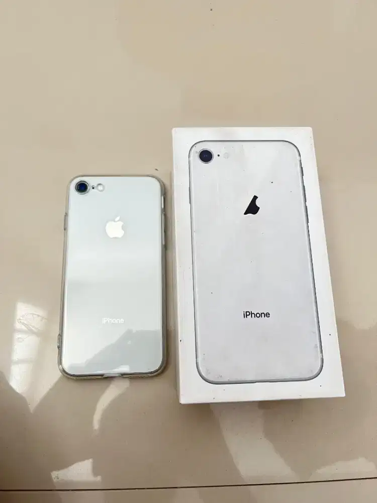 iPhone 8 Mulus Istimewa All Operator