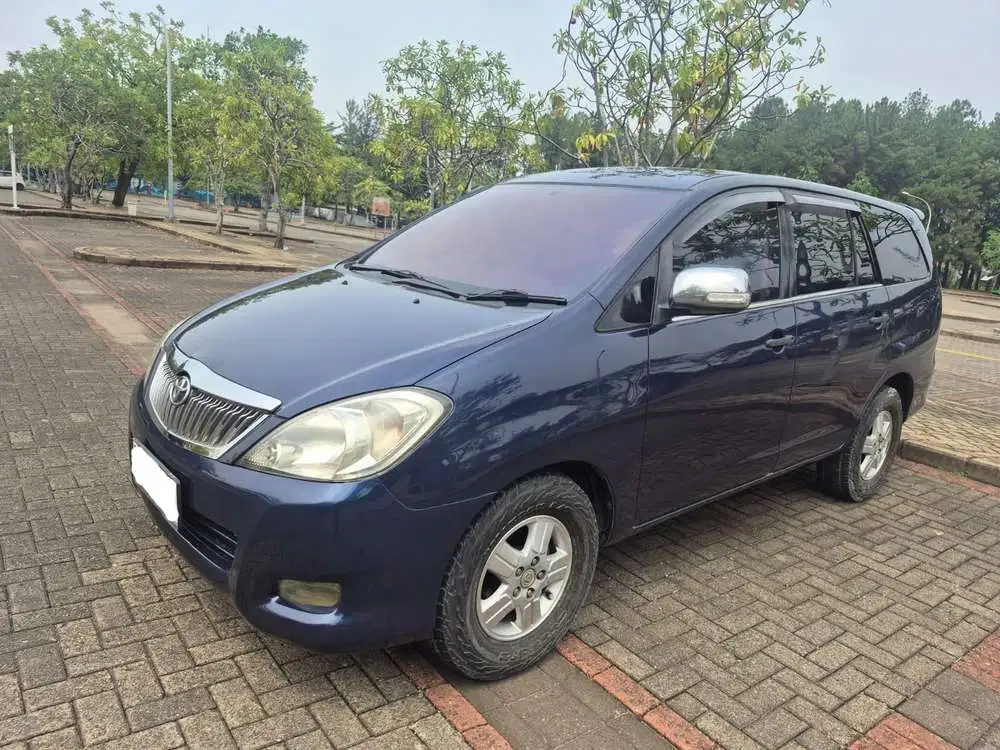 Toyota Kijang Innova 2008 Bensin