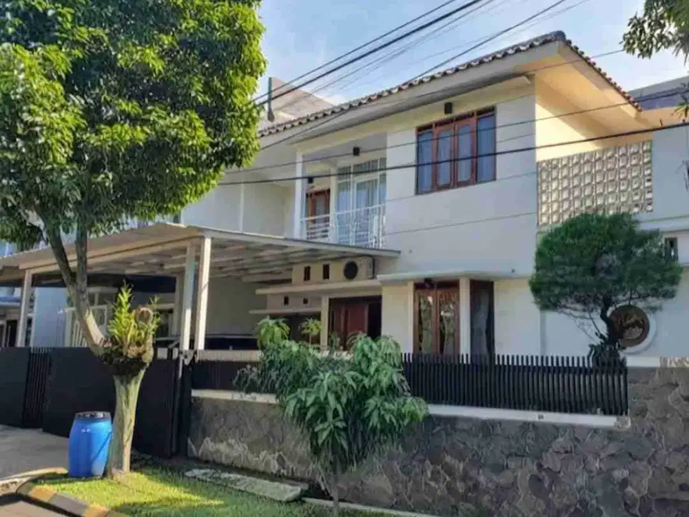 Dijual Rumah Bagus Asri di komplek Batununggal Kota Bandung