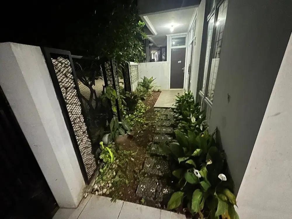 Disewakan Rumah Asri Bebas Banjir di Taman Melati Premier