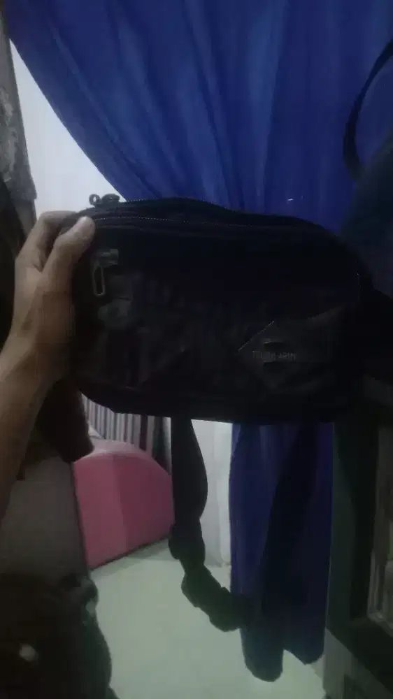 Tas selempang Pinggang Tough Army