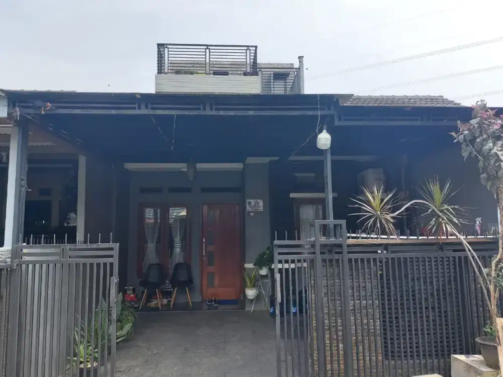 DIJUAL CEPAT RUMAH 2 LANTAI DI PERUMAHAN CINERE RESIDENCE