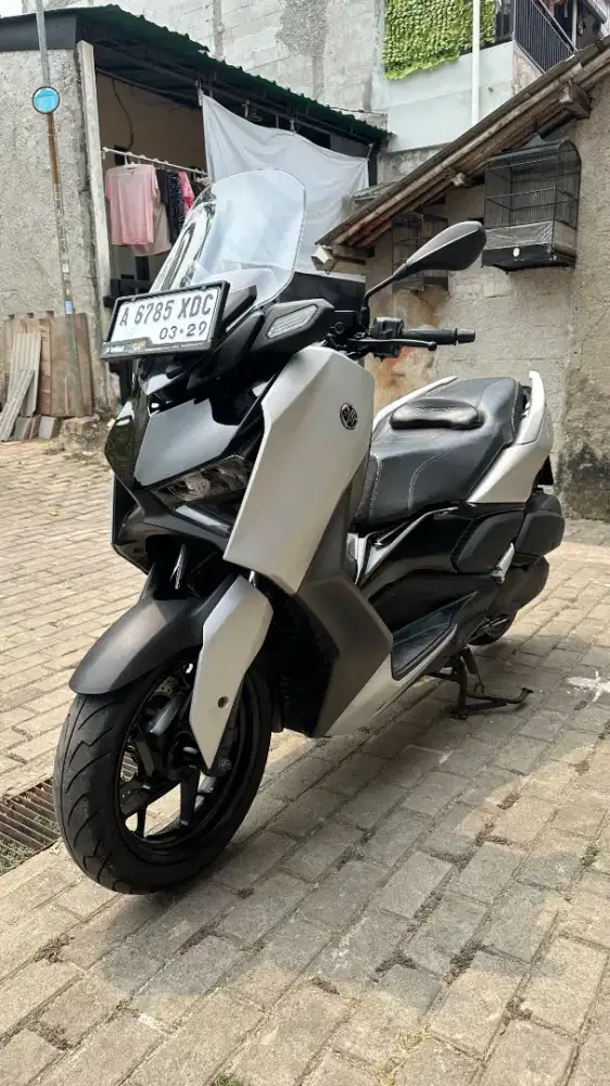 Xmax new connected kondisi MULUS siap pakai! THN asli 2024