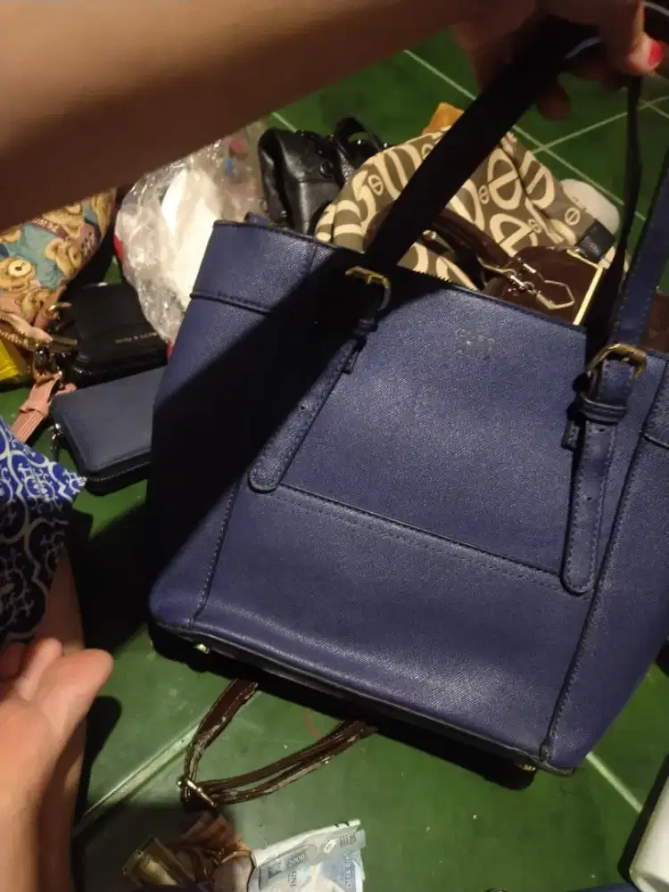 Jual murah tas gu**s biru bs tote bs sling