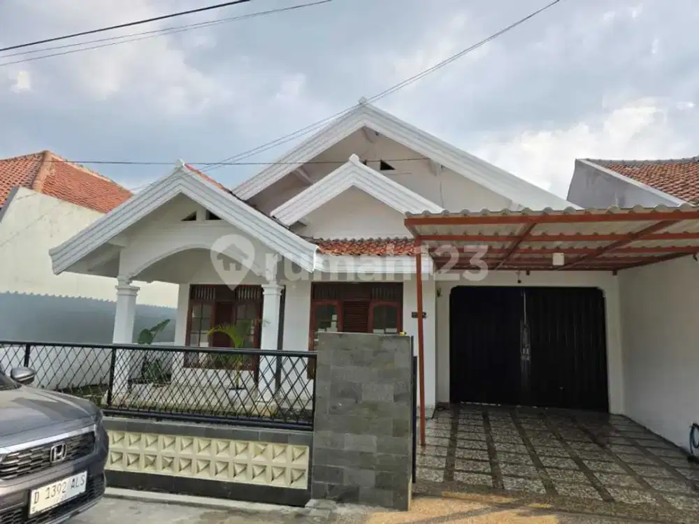 Rumah Bagus Terawat Siap Huni di Kota Cimahi Dekat Rs Cibabat