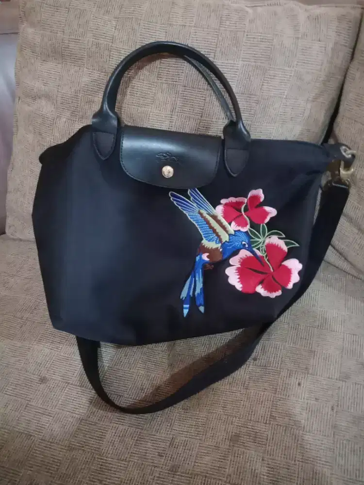 Tas wanita Longchamp Le Pliage Embroidered Flower and bird