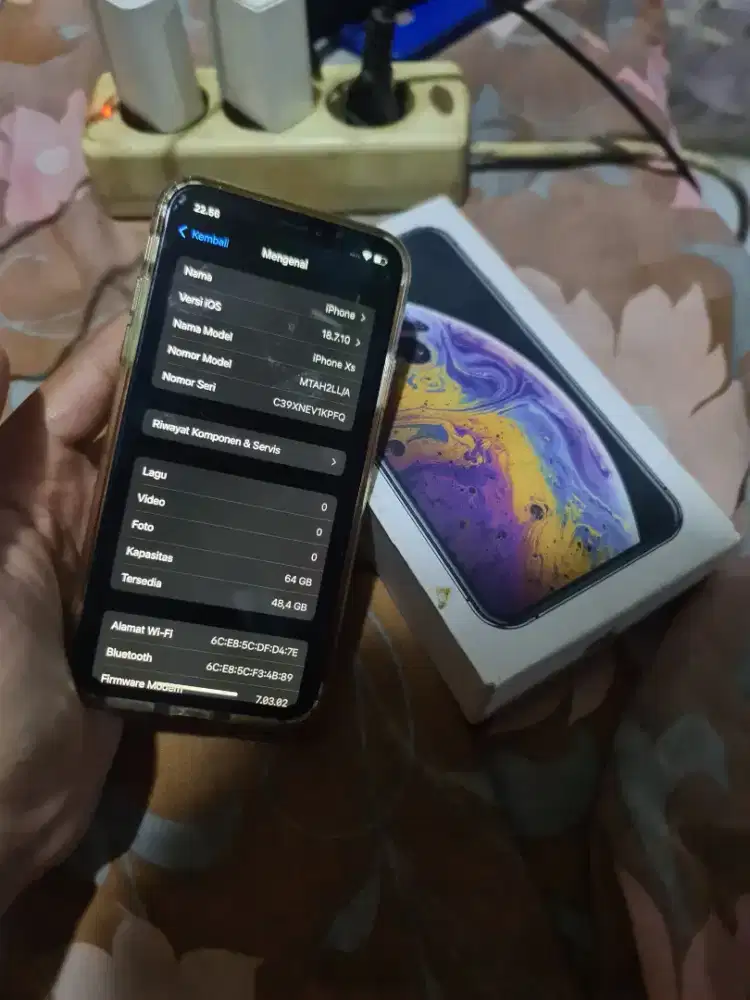 Iphone xs 64GB all op hp casan box