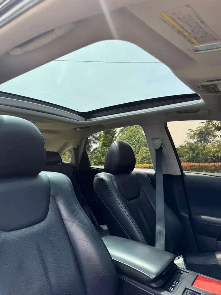 Lexus RX 270 2011 Bensin