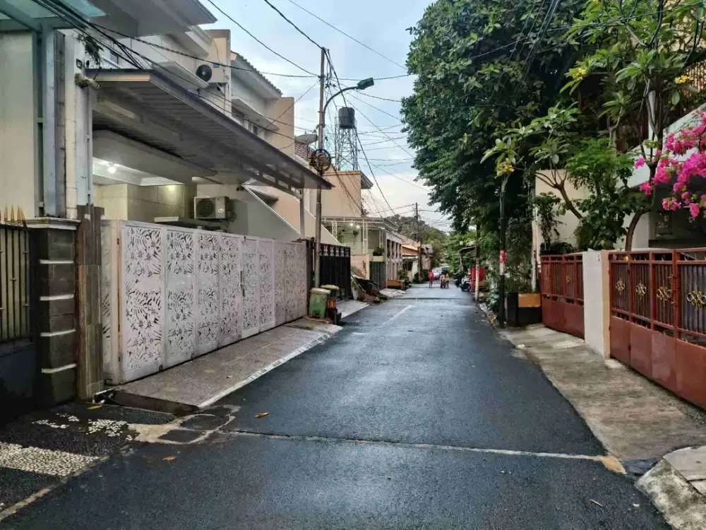 Rumah 2 lantai Siap Huni di Rawamangun
