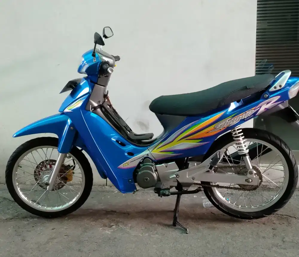 Di jual Motor suzuki shogun th 2002