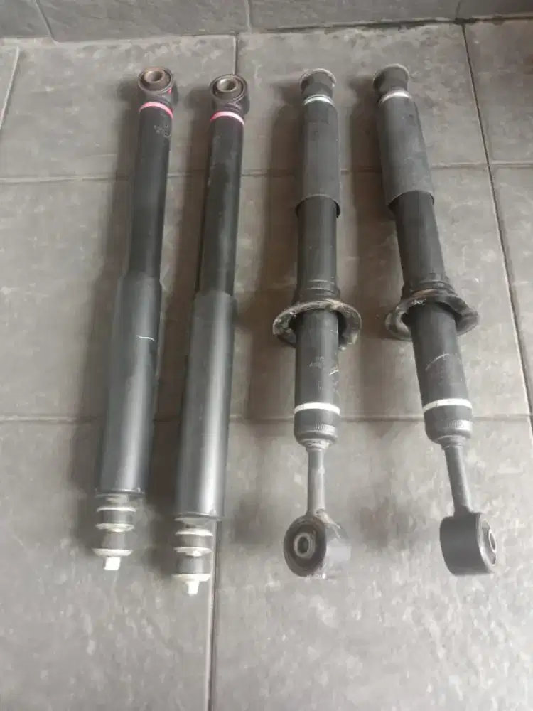 Shockbreaker Fortuner 2022
