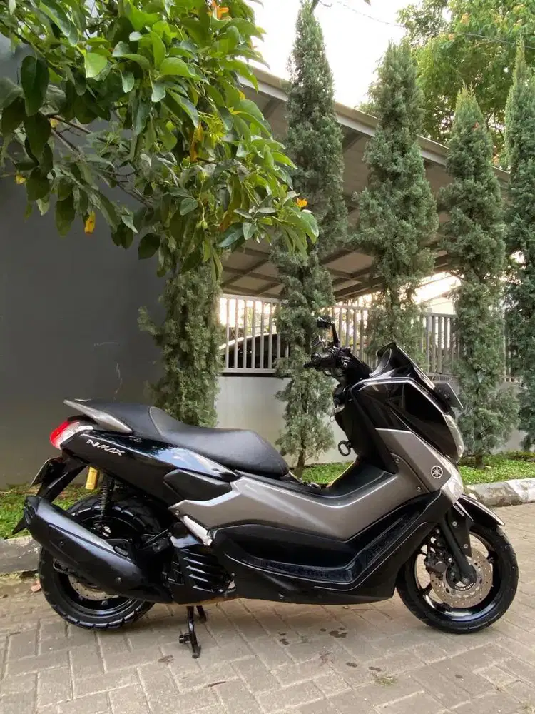 Yamaha Nmax thn 2017 hitam doff type ABS, mulus , original