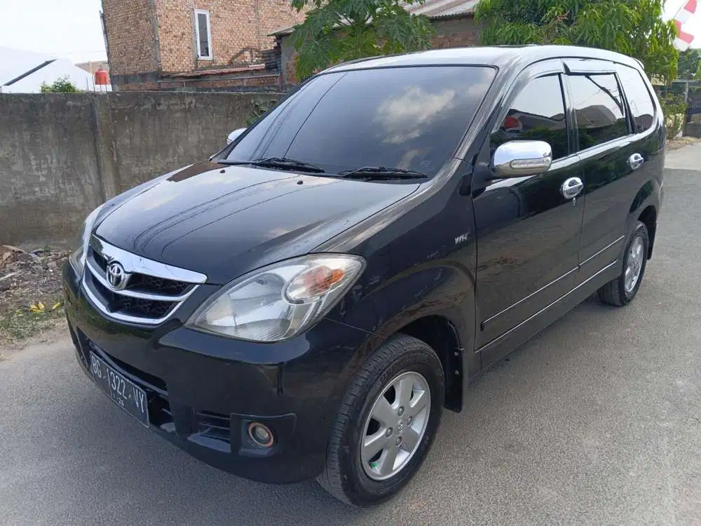 Toyota Avanza 2011 Bensin