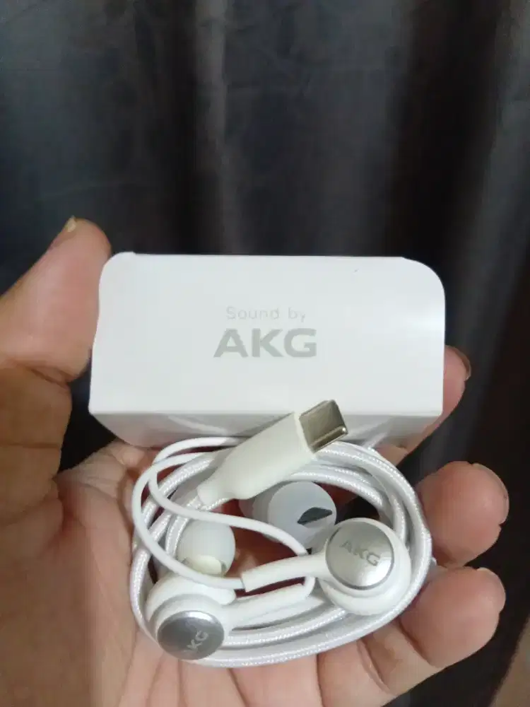 Headset AkG Original Samsung Note 20 Tipe C white edition