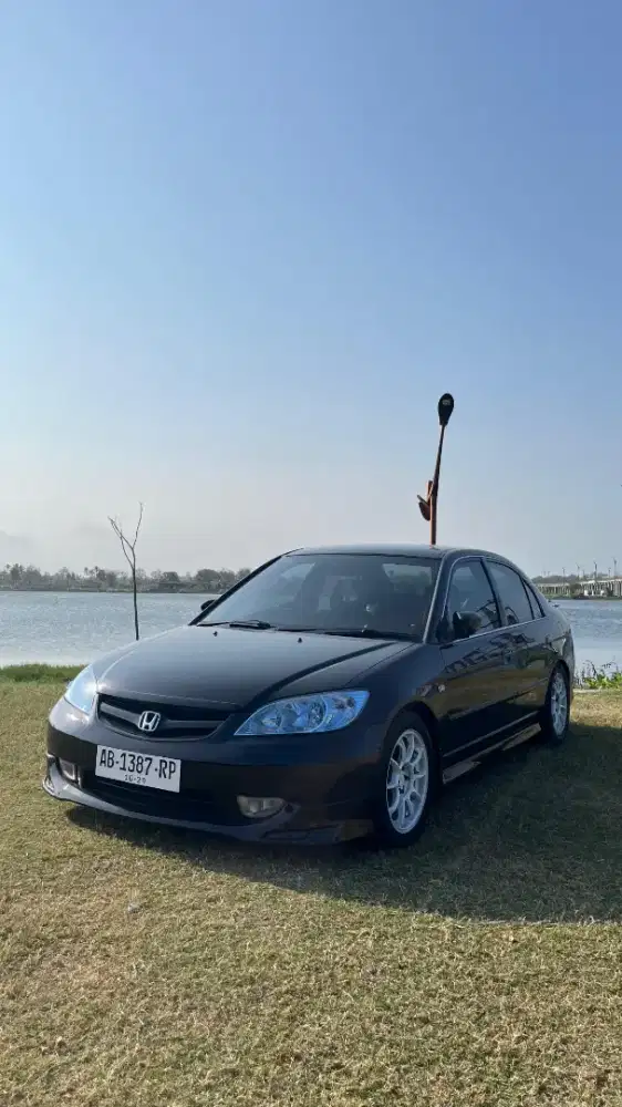 Civic ES VTI-S Black on Black 2005 Facelift Terakhir