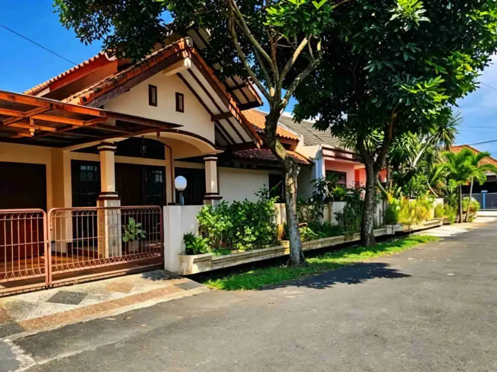 Murah, Rumah Trunojoyo Banyumanik Semarang