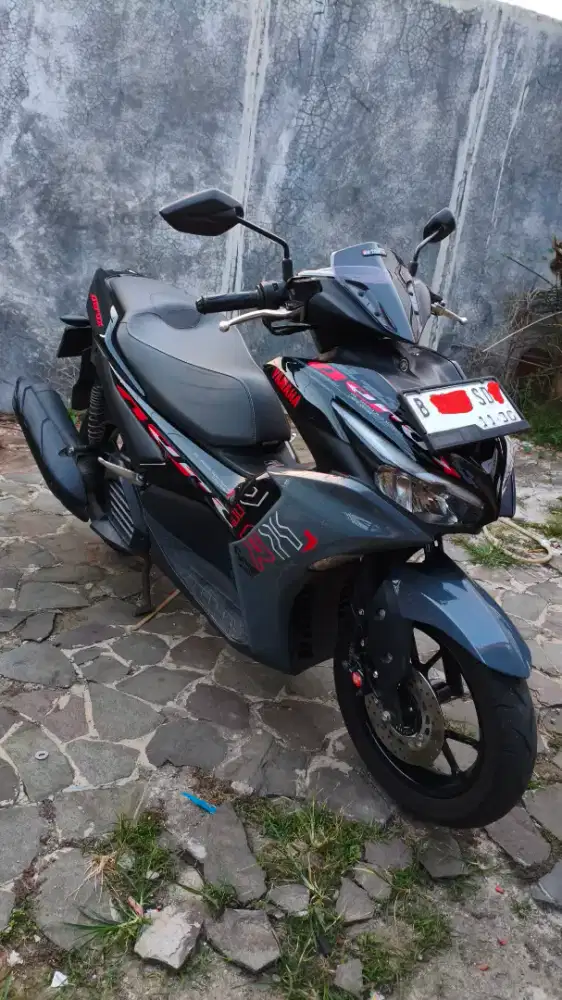 Yamaha AEROX STD 2025