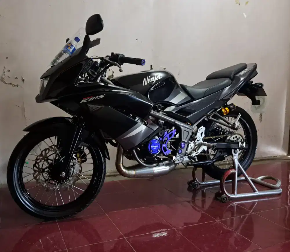 Kawasaki Ninja 150 RR 2013 Mulus&Terawat+Full Part Original Tersimpan