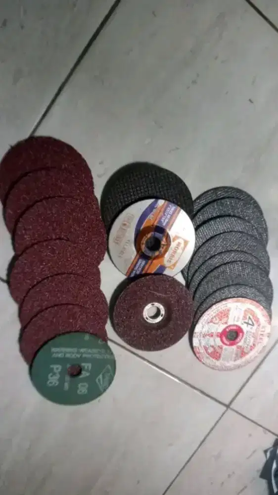 Batu gerinda kondisi baru