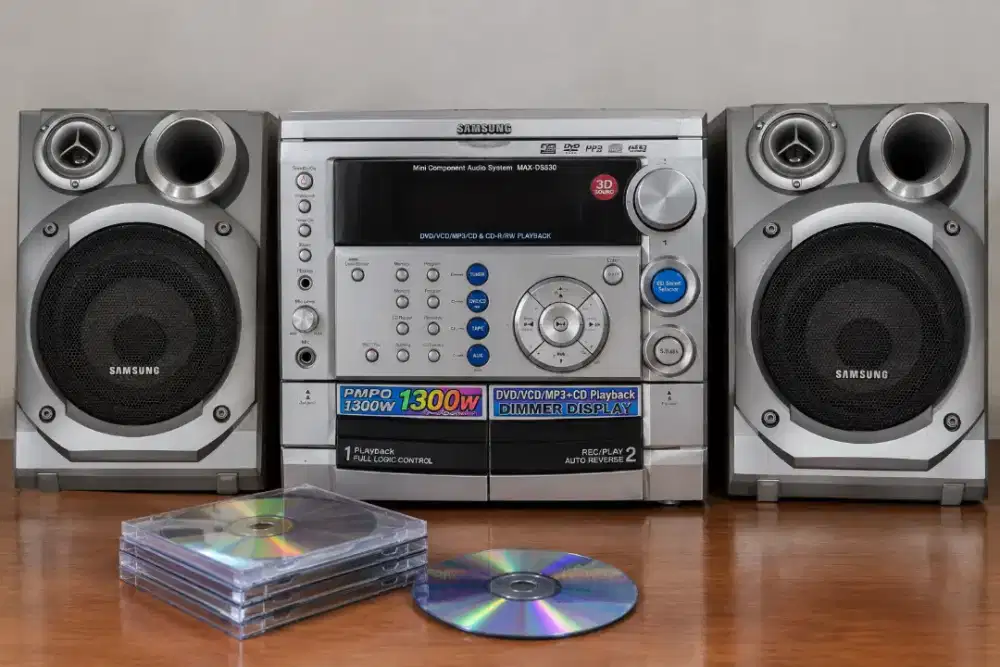 Samsung Mini Component Audio System DVDCD/MP3, Tape