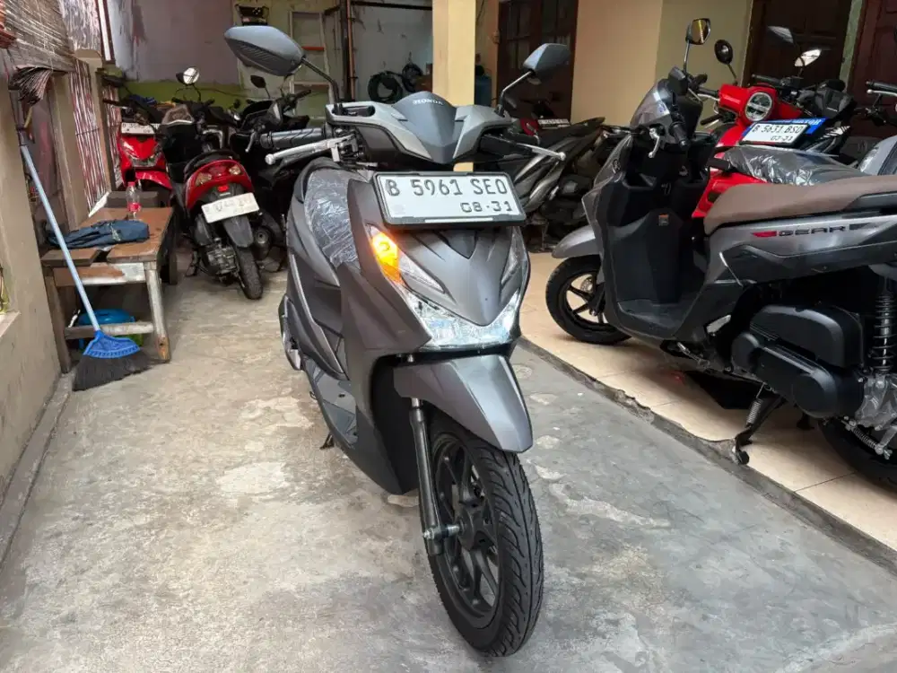 KM 600 HONDA BEAT DELUXE KEYLES 2026 BLN 8 BS TT 2025 DI CILEDUG ORI