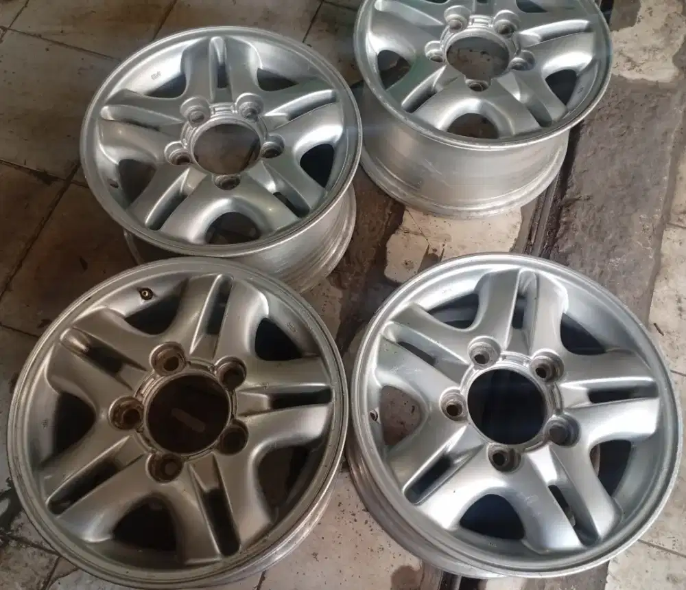 Velg Cygnus R16 Original Toyota Cygnus Landcruiser,Vx100,Vx200,lx470