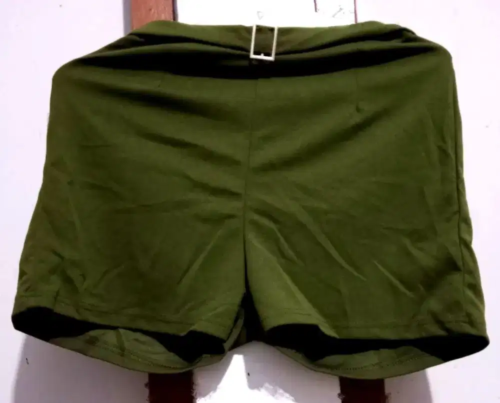 Celana pendek bagus dan murah