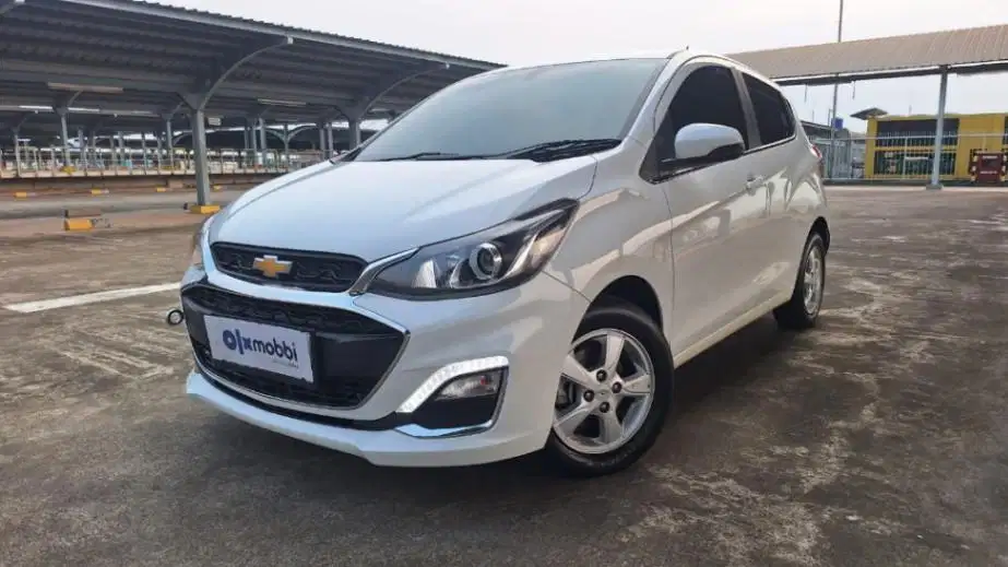 Chevrolet Spark 1.4 Premier Bensin-AT 2019 Putih