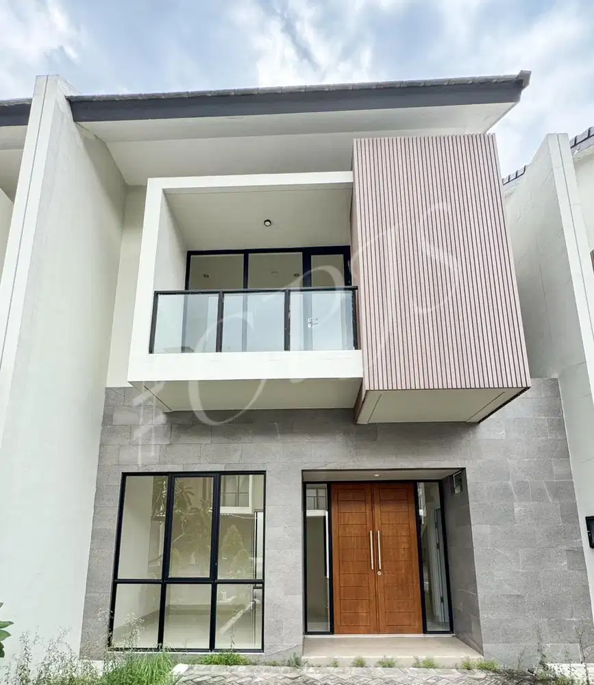 DISEWAKAN RUMAH PREMIUM DEKAT JUANDA