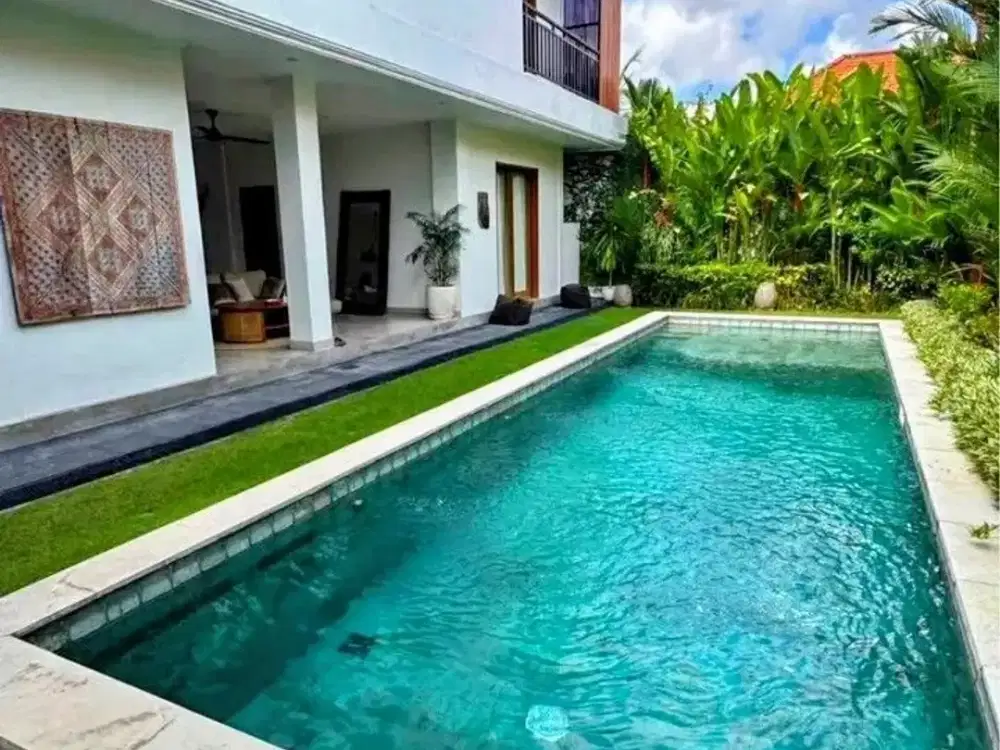 Villa Mewah dan Besar 2 Lantai Disewakan, di Umalas