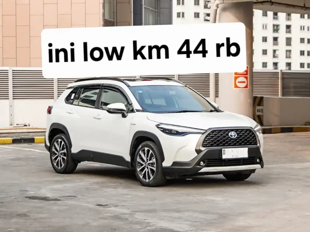 (Km low) corolla cross hybrid 2021 nik 2020