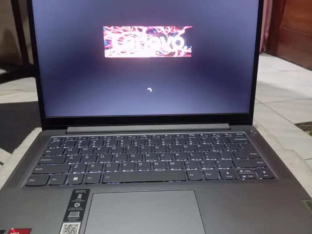 Di jual laptop lenovo slim 3