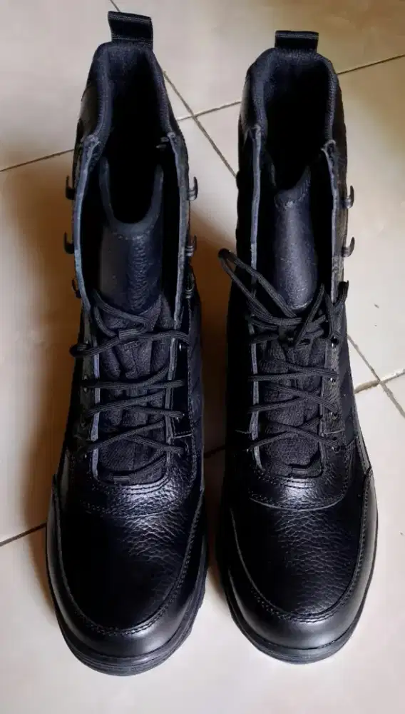 Di Jual Sepatu Dinas PDL No. 46 sangat cocok untuk  POLRI-TNI / SATPAM