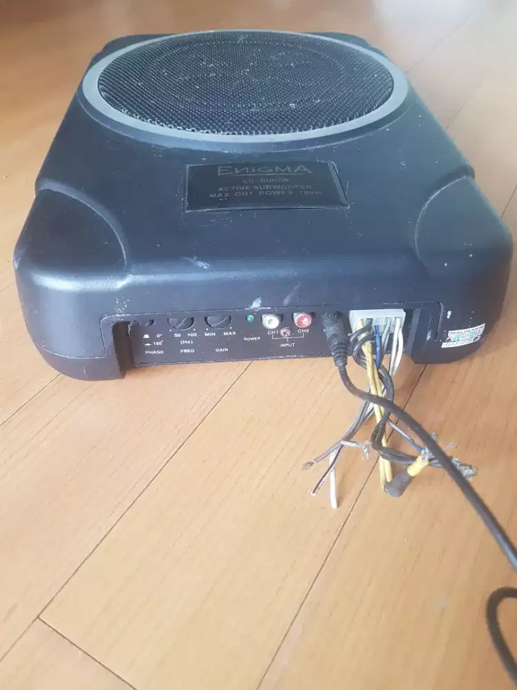 subwoofer Active kolong