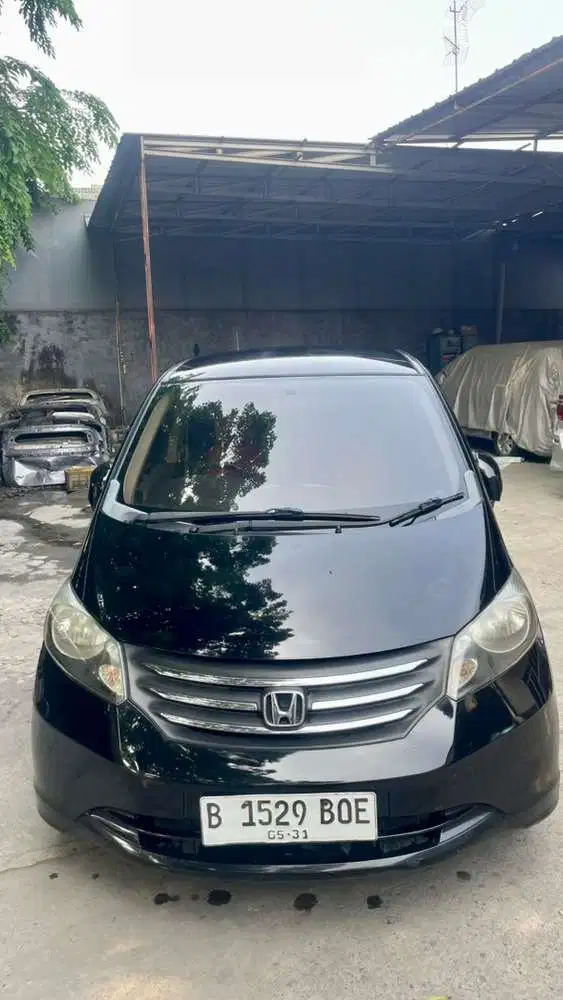 Honda Freed 2011 Bensin