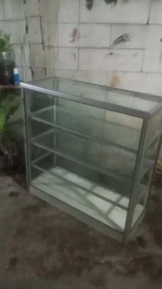 Etalase jualan buat makanan / dll