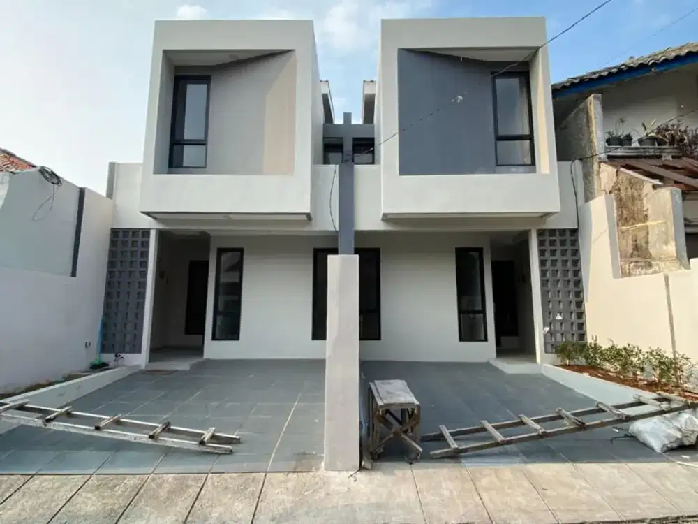 Rumah Baru Dalam Komplek Strategis di Kayu Putih Jakarta Timur